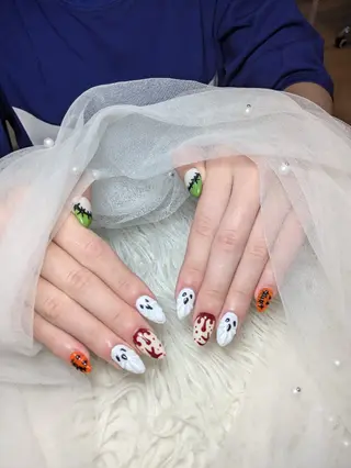 ネイル Queen Nail 研修生のネイルデザイン