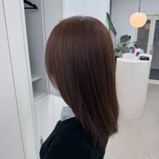 セミロング カラー 内田 愛莉のヘアスタイル