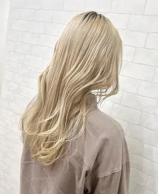 ロング 藤野 莉奈のヘアスタイル
