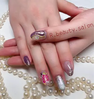 ネイル R.beauty サロンのネイルデザイン