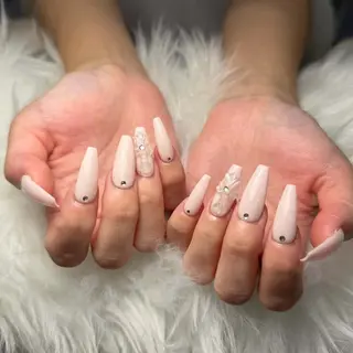 ネイル Mika Nailsのネイルデザイン
