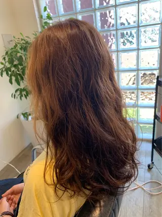 ロング カラー パーマ 川上 恵里香のヘアスタイル