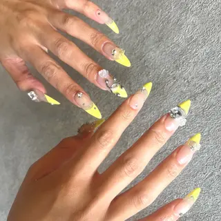 ネイル LACHIC NOZOMIのネイルデザイン