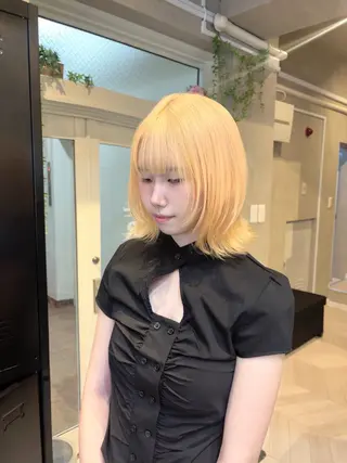 ミディアム カラー 🩵デザインカラー/ レイヤーYUZU🩵のヘアスタイル
