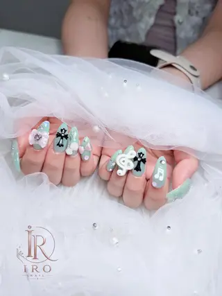 ネイル IRO Nail Studioのネイルデザイン