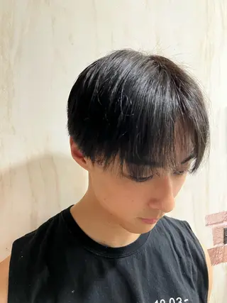 ショート カラー 家坂 佑のヘアスタイル