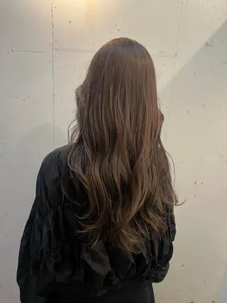 ロング カラー 鈴木 三保のヘアスタイル