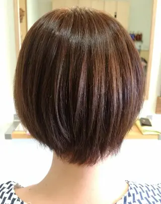 カラー 三ツ井 淳華のヘアスタイル