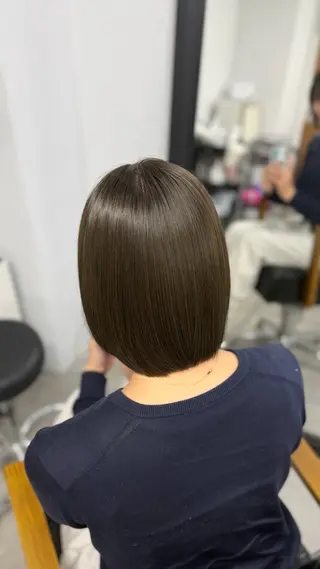 ショート 入江 桃花のヘアスタイル