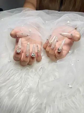 ネイル PEEKABOO 旧:momo京橋のネイルデザイン