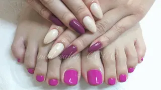 セミロング カラー ヘアアレンジ キッズ ネイル マツエク・マツパ nail Berunaのネイルデザイン