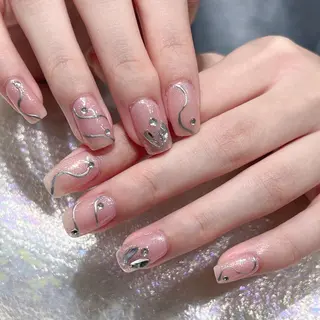 ネイル Queen‘s なんのネイルデザイン