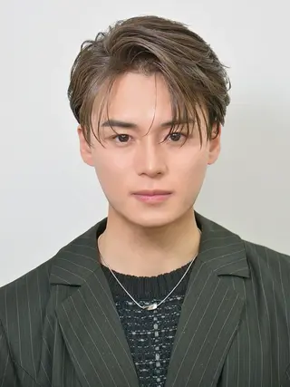 ショート カラー パーマ ヘアアレンジ メンズ 飯田 とうまのヘアスタイル