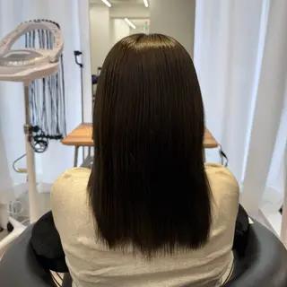セミロング カラー 内田 愛莉のヘアスタイル