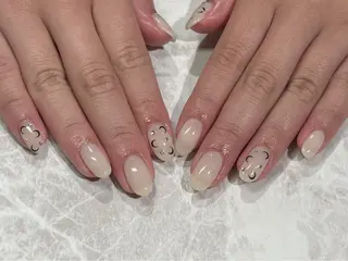 ネイル 志形 彩音のネイルデザイン