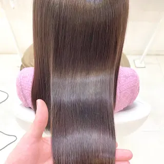 ロング 榎戸 桃香のヘアスタイル