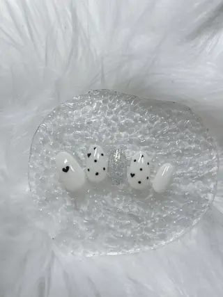 ネイル レイレア ネイルルームのネイルデザイン