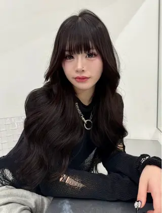 ロング vivie Madokaのヘアスタイル