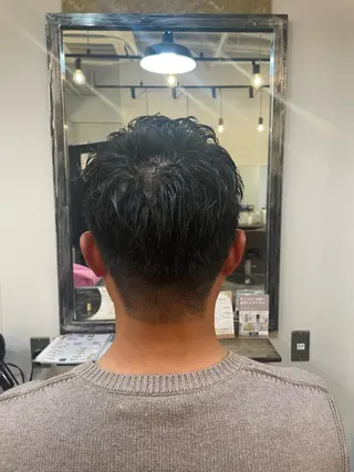 ショート メンズ ブリーチ無しカラー/ ハイトーンAKI🍎のヘアスタイル
