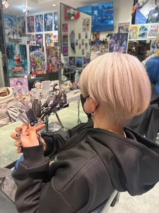 ショート カラー 推しカラー/ ミクのヘアスタイル