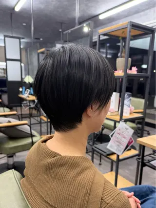 ショート 郷原 奈々のヘアスタイル
