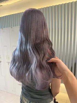 セミロング 🍷秋色ボルドー♡ 艶レイヤー🍇モエカのヘアスタイル