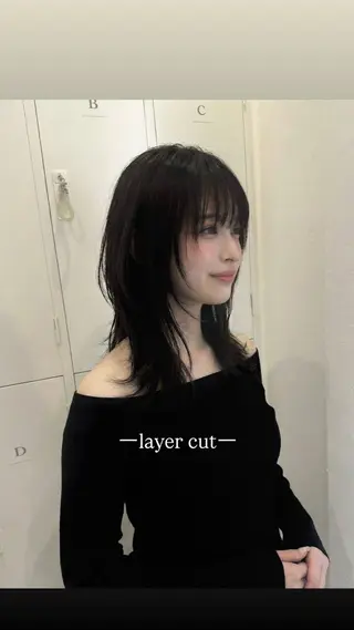セミロング レイヤーカット 甲子園口　RINのヘアスタイル