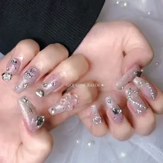 ネイル Queens テイのネイルデザイン