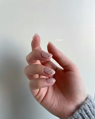 ミディアム ネイル pipi ..のネイルデザイン