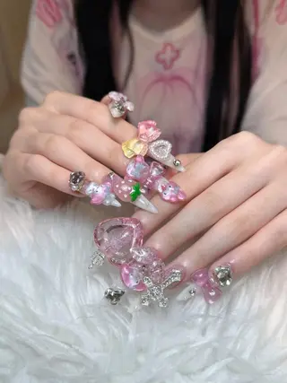 ネイル NIE MoMoのネイルデザイン