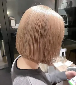 ミディアム RINA /MaisonINEのヘアスタイル