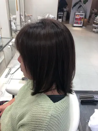 ミディアム 阿部 美咲のヘアスタイル