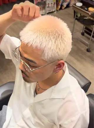 ショート カラー メンズ 藤田 陽光のヘアスタイル