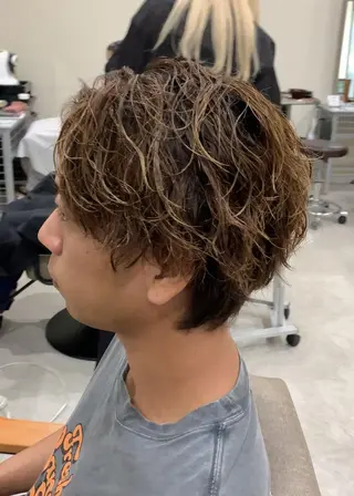 ショート メンズ パーマ クセを最大限に活かす メンズパーマ奈良大祐のヘアスタイル