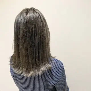 セミロング カラー 【リピーター続出】 ENONN+　エノンのヘアスタイル
