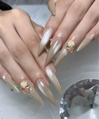 ネイル サリー ネイル ラボのネイルデザイン