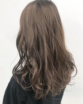 ロング カラー ヘアアレンジ 【公式】amble luxe池袋東口🩷のヘアスタイル