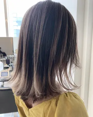ミディアム カラー パーマ ヘアアレンジ 【公式】amble luxe池袋東口🩷のヘアスタイル