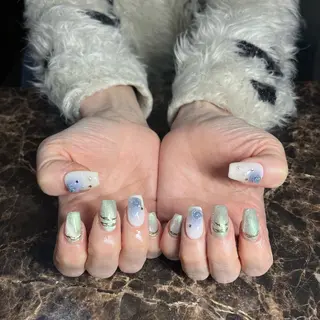 ネイル IROHA nail Ami🐊🎀のネイルデザイン