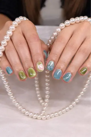 ショート カラー YING Nail🐶のネイルデザイン