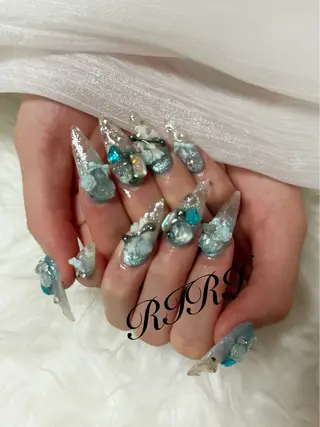 ネイル riri オーナーのネイルデザイン