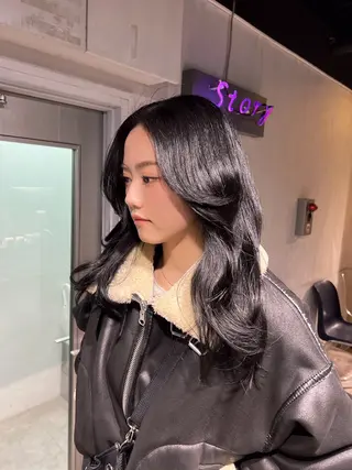 ロング カラー NANAMI🩵 大人可愛い韓国ヘアのヘアスタイル