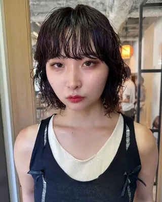 ミディアム パーマ カラー CEINE+ officialのヘアスタイル