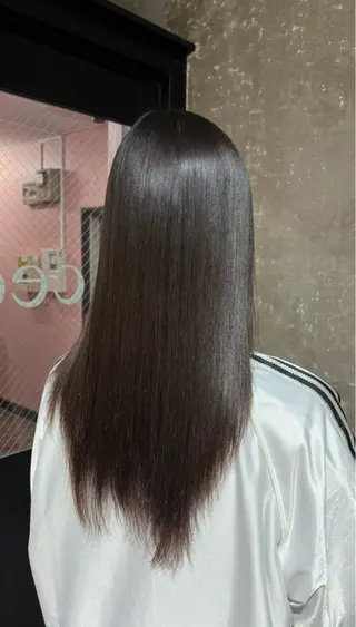 セミロング 𝐇𝐈𝐑𝐀 𝐘𝐀𝐌𝐀のヘアスタイル