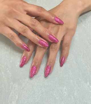 ネイル Meruna .メルーナ.のネイルデザイン