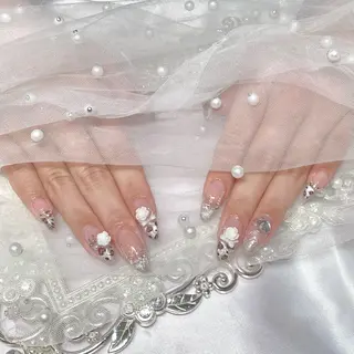 ネイル Yveil 心斎橋店 hirokoのネイルデザイン