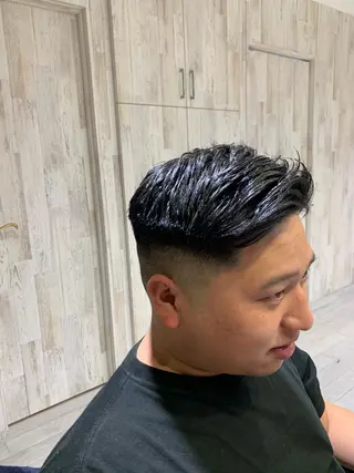 メンズ 岡本 勇輝のヘアスタイル