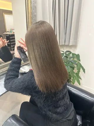 カラー kano🌈ハッシュ カット/レイヤーのヘアスタイル