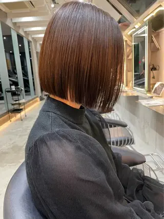 ショート カラー ‎🤍髪質改善‎🤍 レイヤーカット‎🤍のヘアスタイル