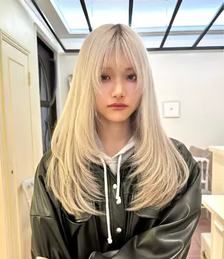 ロング カラー 韓国系レイヤー特化 hiroのヘアスタイル